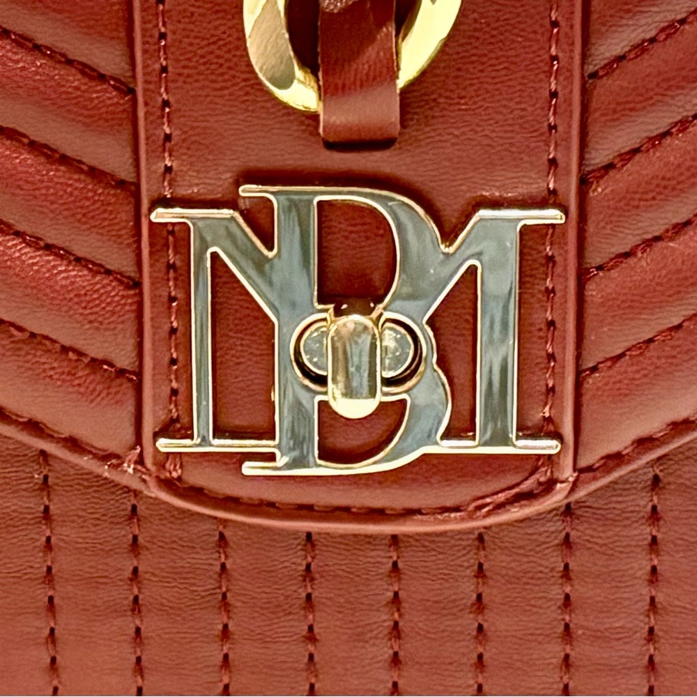 COPY: Badgley Mischka Red Quilted Handbag with Crossbody Strap and Gold Hardware - Picture 4 of 13